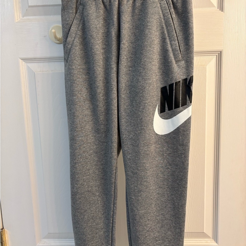 Nike Black and Gray Sweatpants boys Size Medium